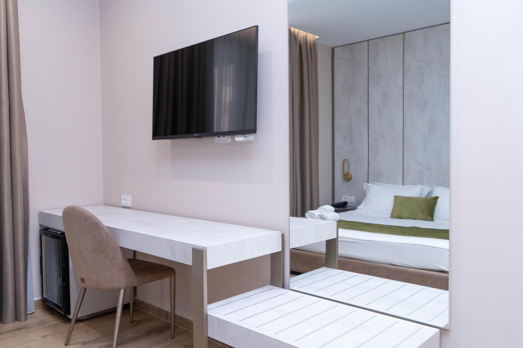 Hotel Patio Avlonya Dış mekan fotoğraf